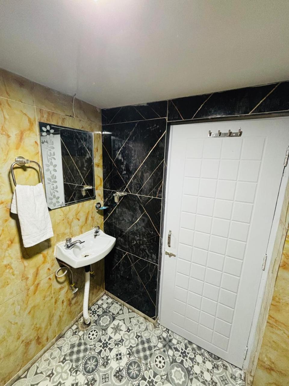 Hotel Amar Mussoorie Εξωτερικό φωτογραφία