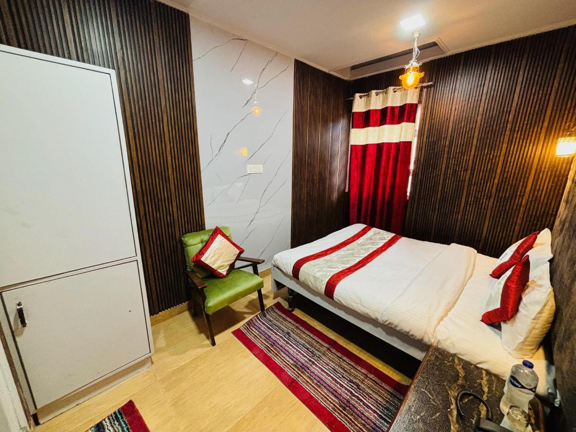 Hotel Amar Mussoorie Εξωτερικό φωτογραφία